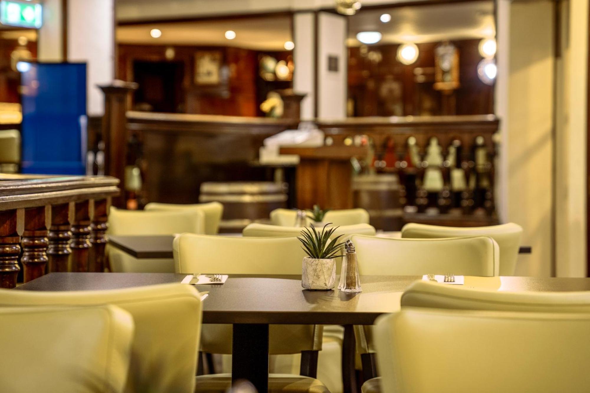 Sachas Hotel Manchester Exterior photo